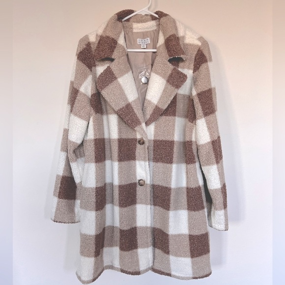 NWOT Joan Rivers Regular Buffalo Check Sherpa Teddy Coat in Taupe - large​​ - Picture 5 of 8